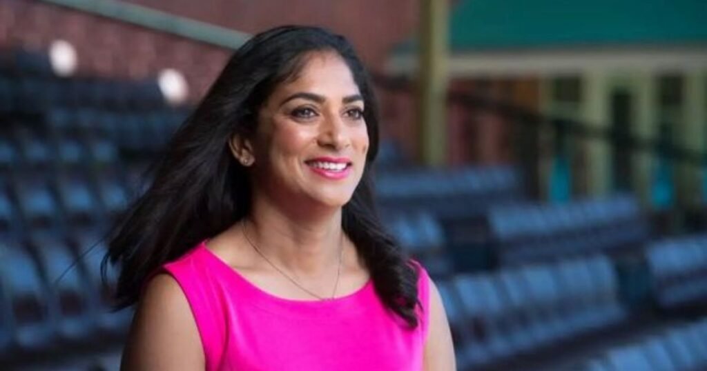 Lisa Sthalekar